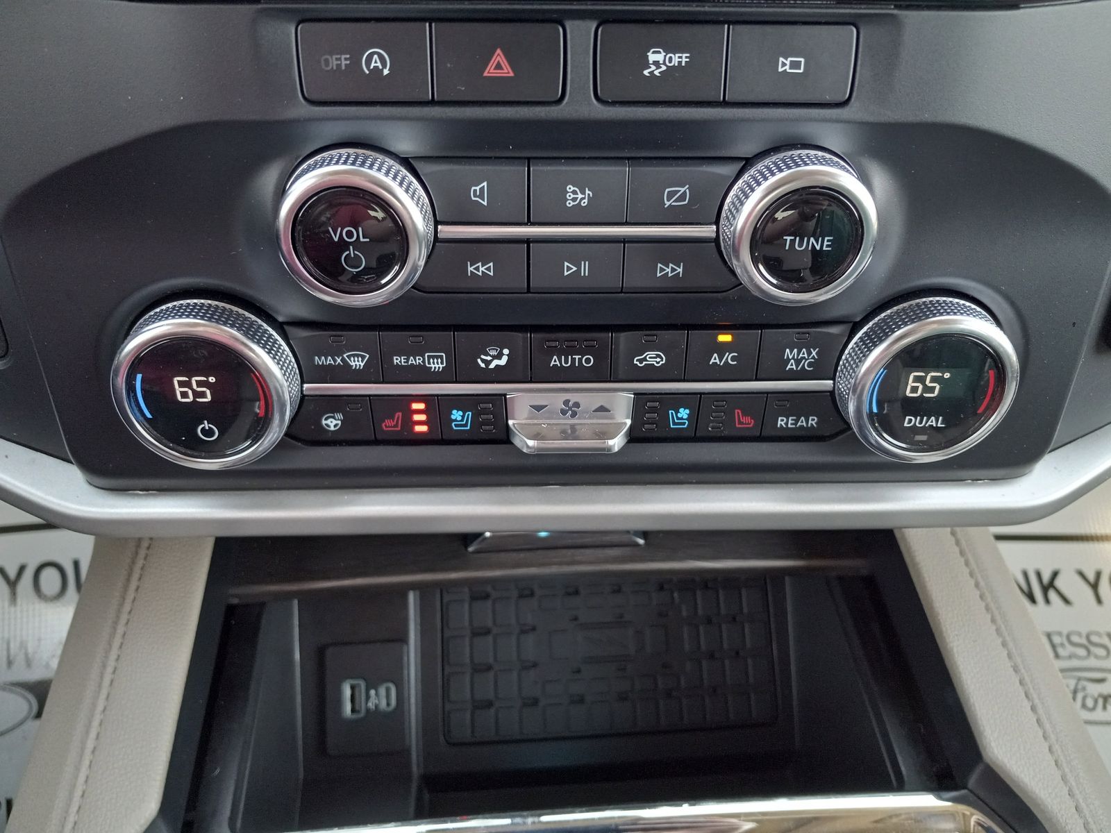 2023 Ford Expedition image 23