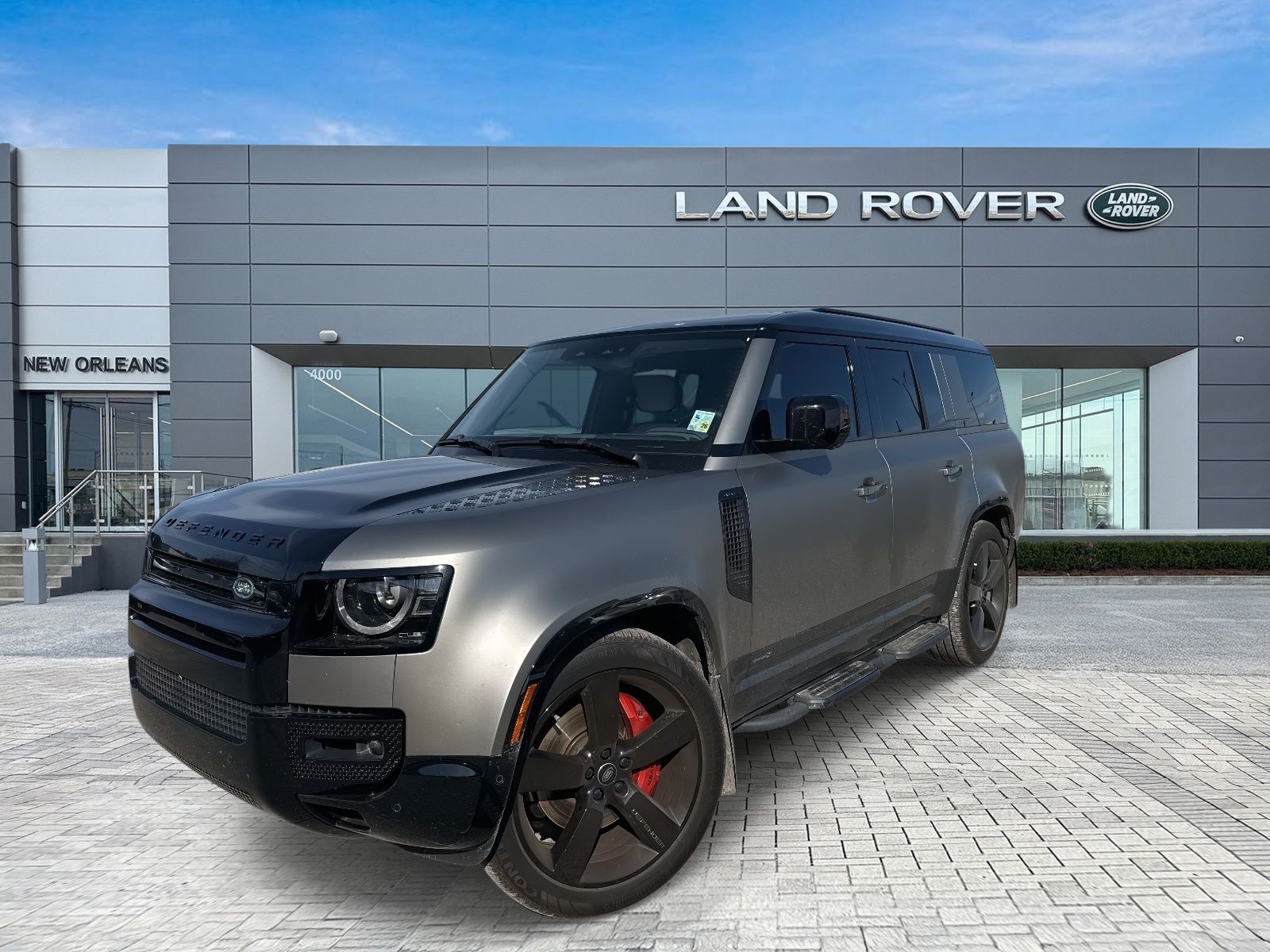 2025 Land Rover Defender 130 P400 X AWD