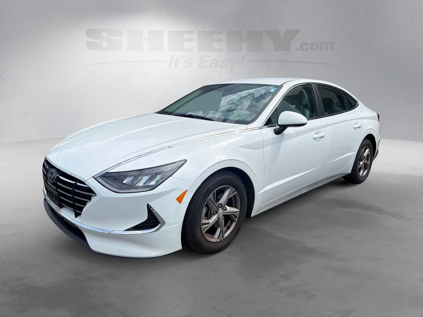Used 2020 Quartz White Hyundai SE image 16