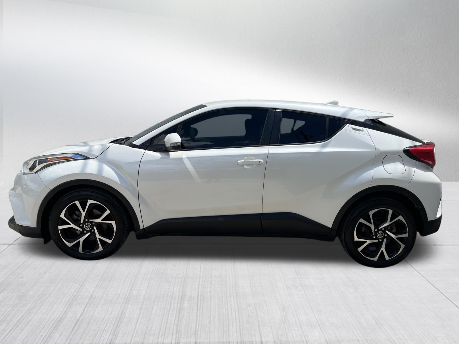 Used Car 2018 Toyota C-hr  Xle For Sale Under $15,000 In Austin, Texas
