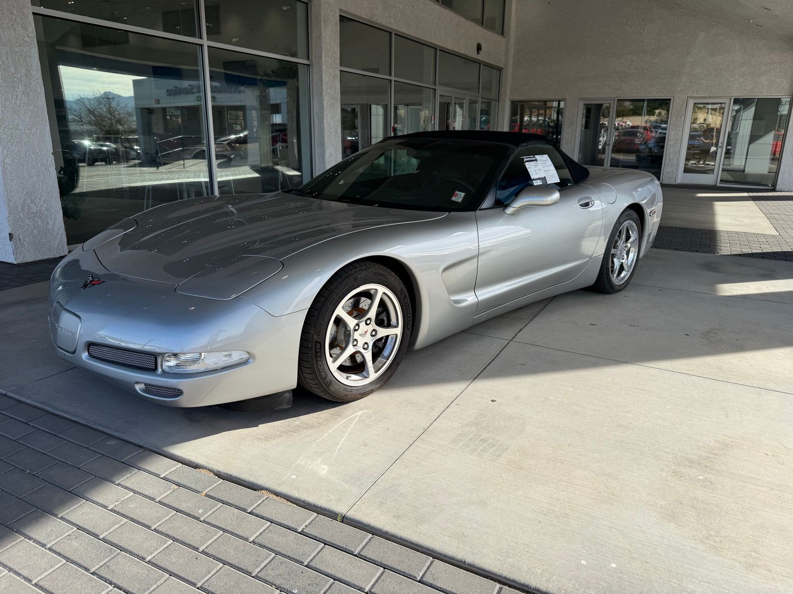 2004 Chevrolet Corvette Convertible RWD