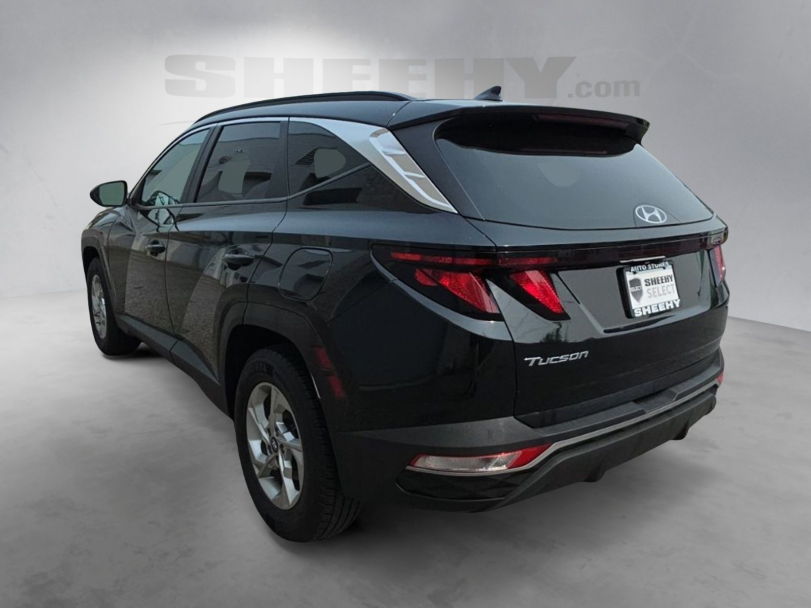 Used 2024 Black Hyundai SEL image 12