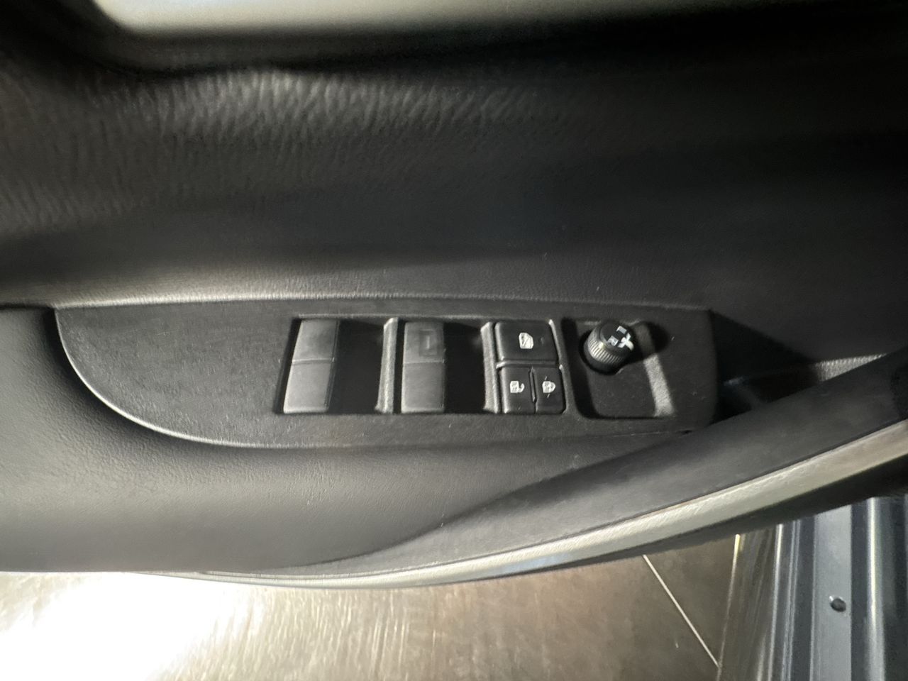 2022 Toyota Corolla SE photo 16