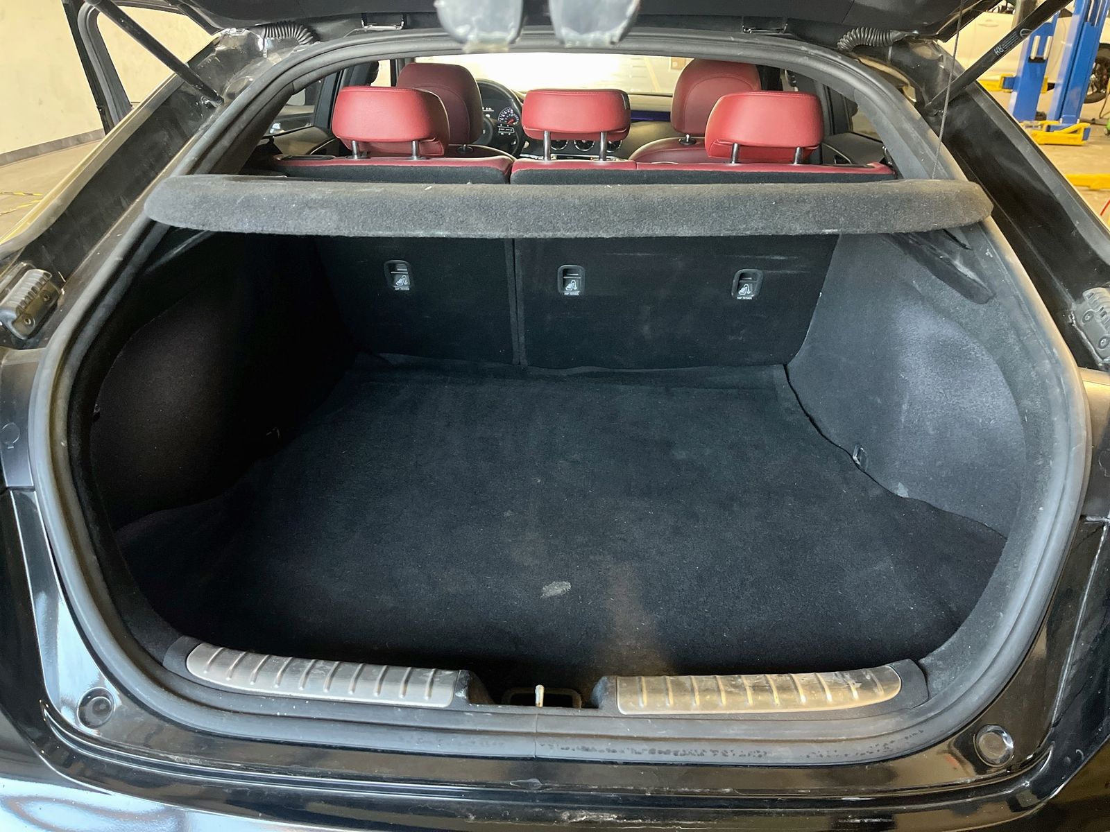 Used 2022 Black Kia GT1 image 26