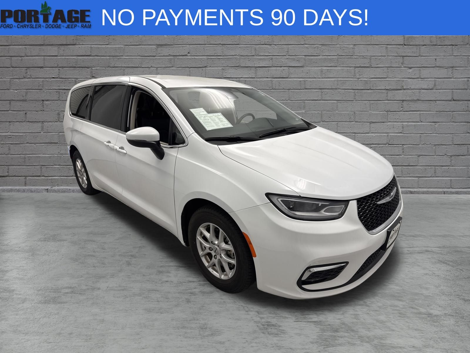 2023 Chrysler Pacifica Touring L