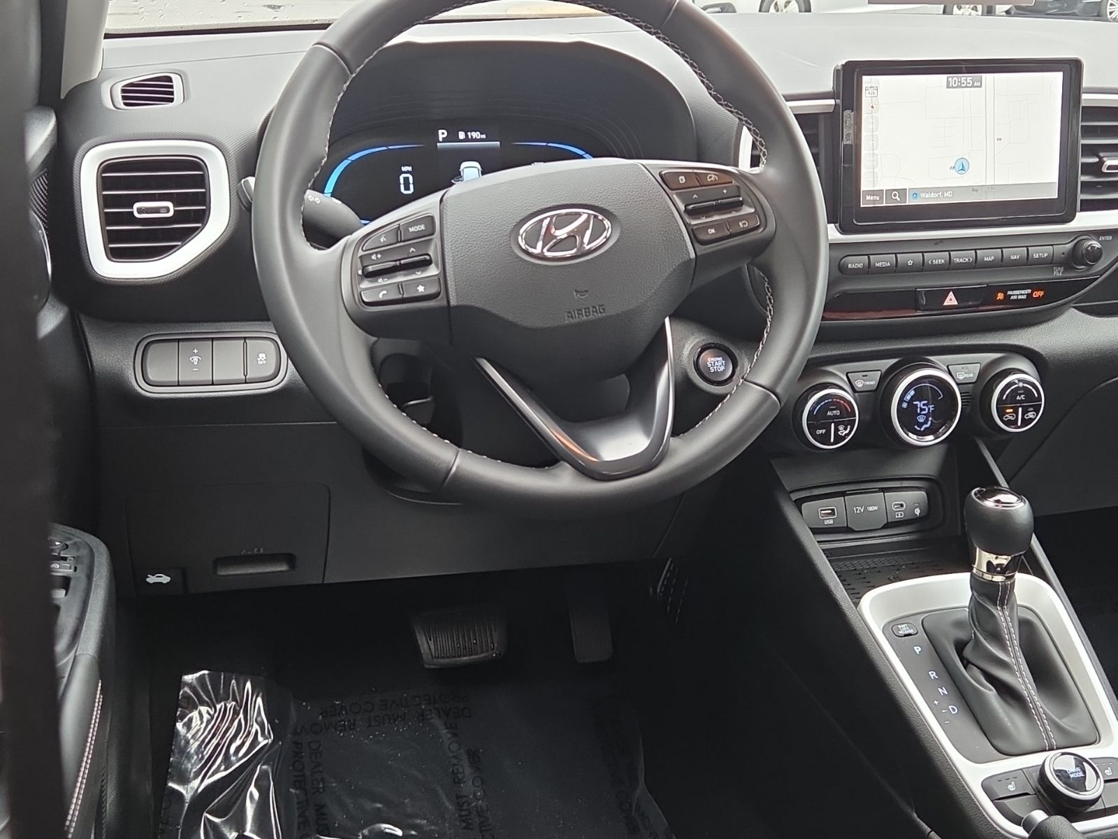 Used 2025 White Hyundai Limited image 3