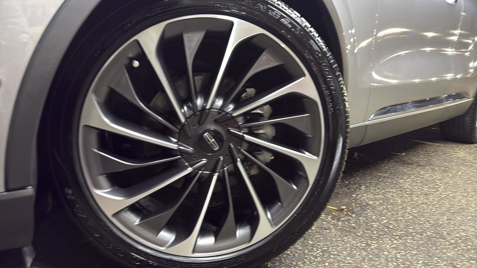 Used Car 2021 Lincoln Aviator  Reserve For Sale Under $30,000 In Austin, Texas