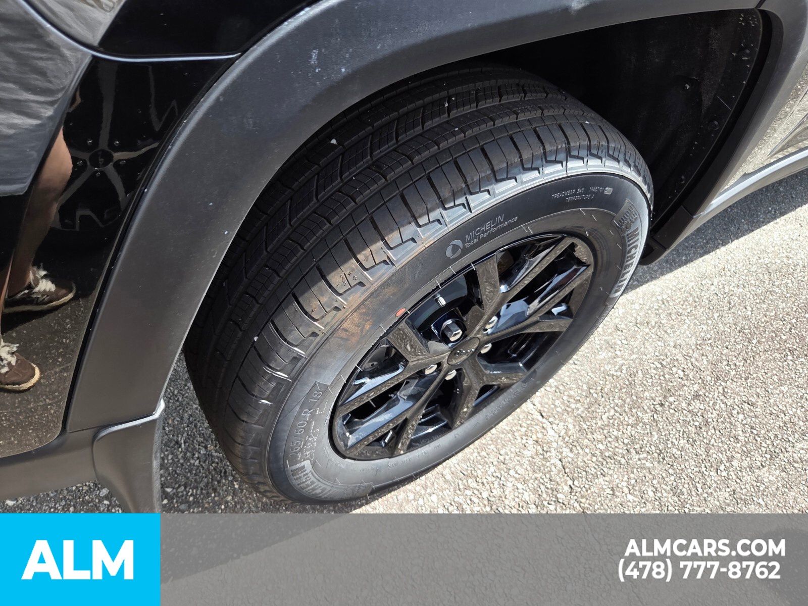 Used 2025 Black Jeep Altitude X image 18