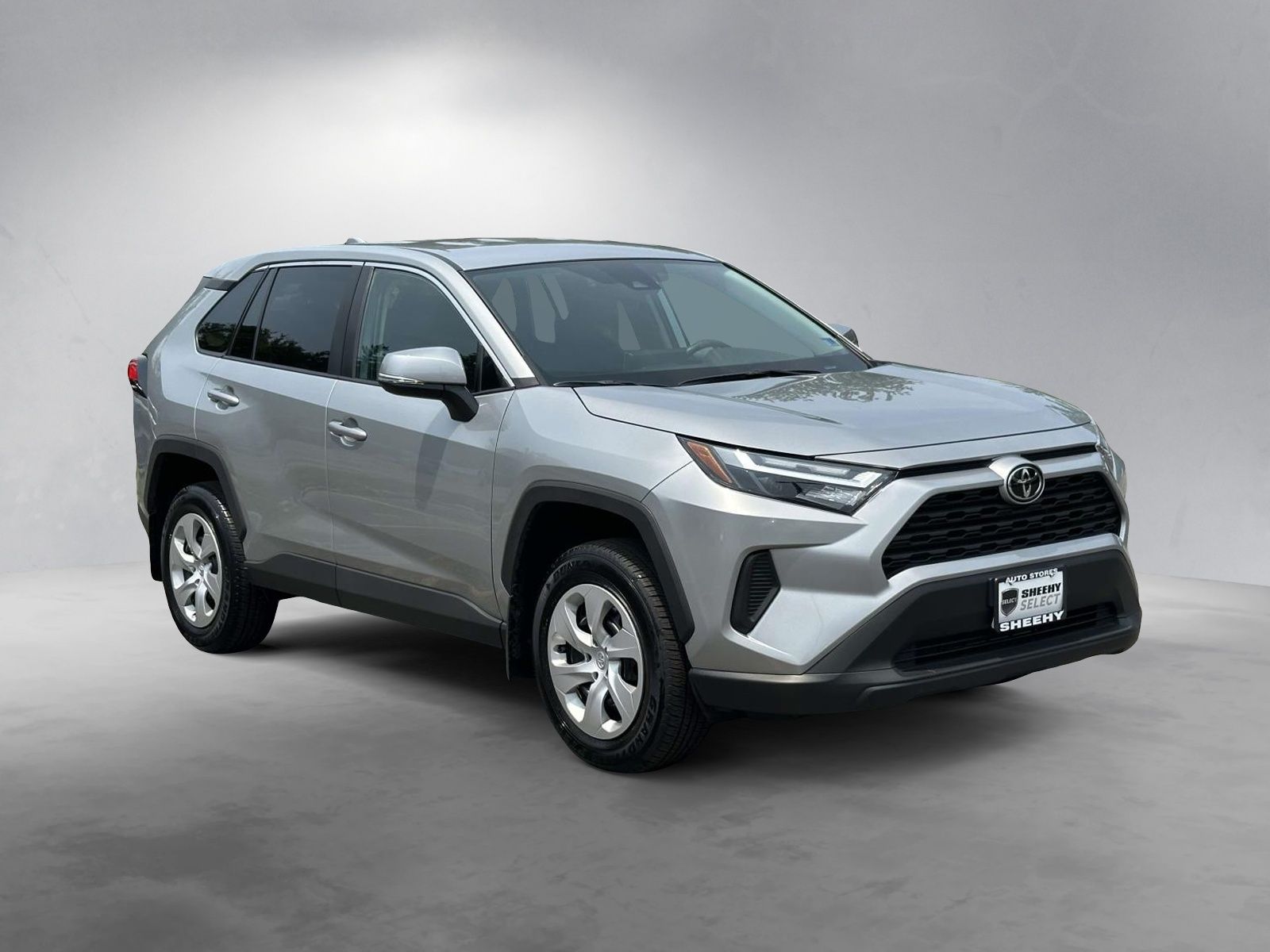 Used 2025 Silver Toyota LE image 2