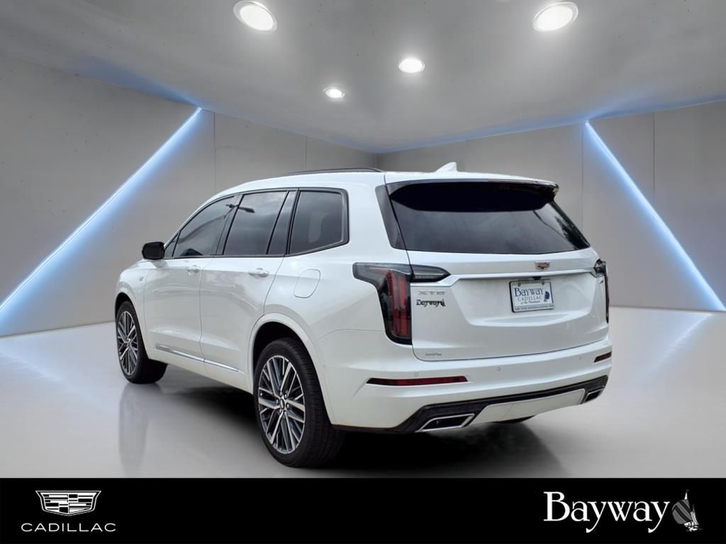 2025 Cadillac XT6 Sport - 3