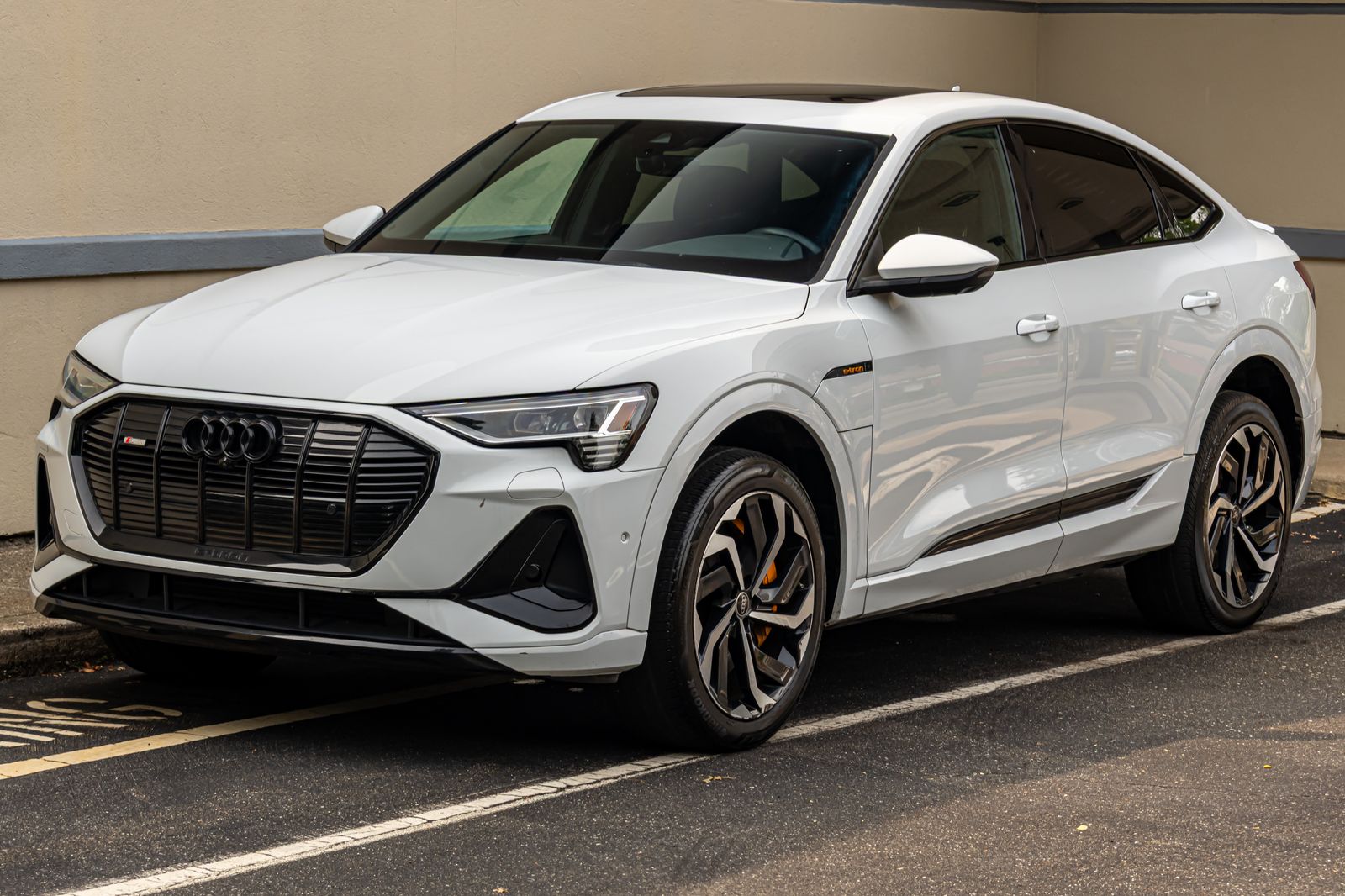 Glacier White 2023 Audi e-tron Sedan All-Wheel Drive Automatic