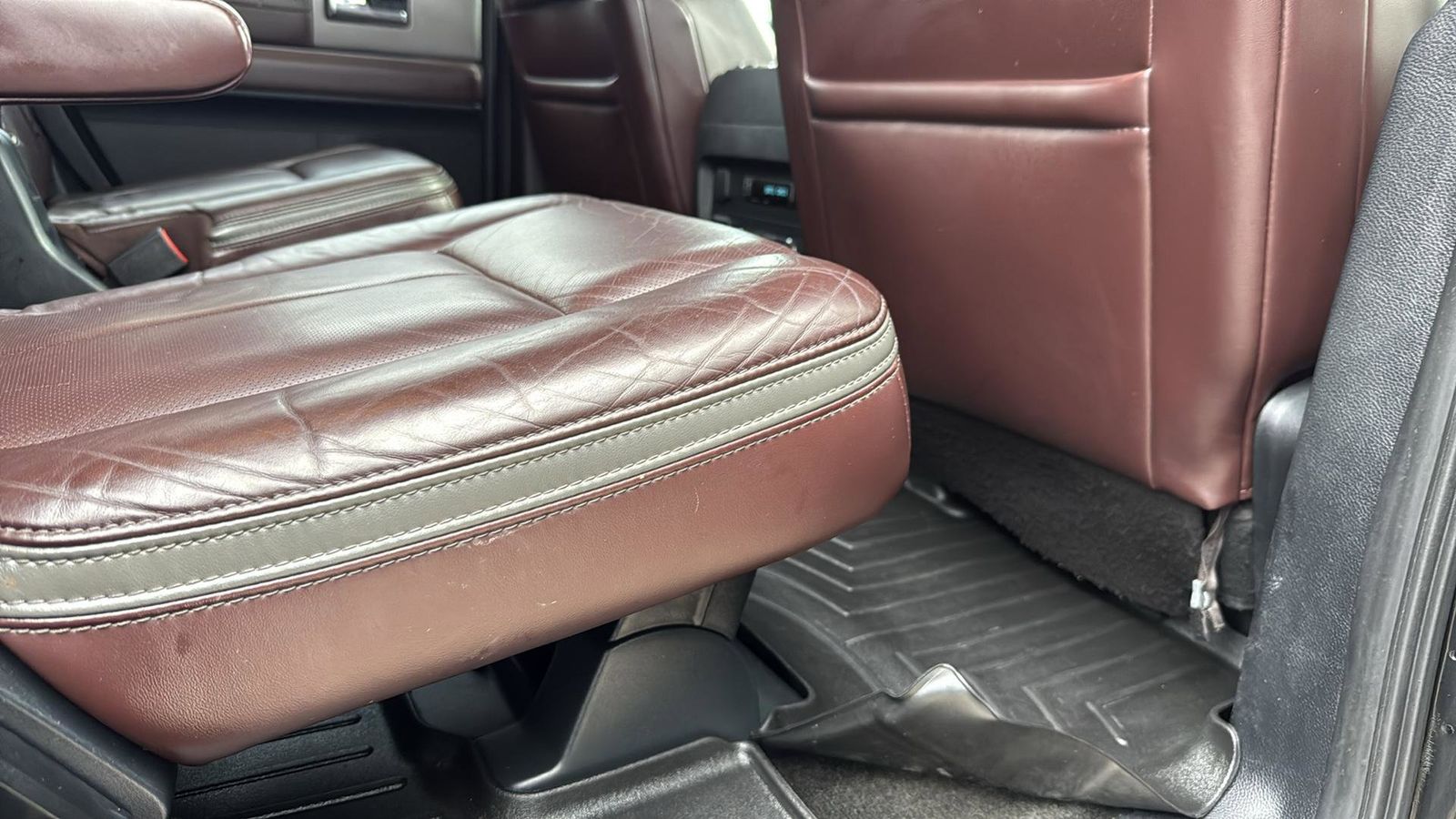 Used Car 2016 Ford Expedition  Platinum For Sale Under $20,000 In Austin, Texas