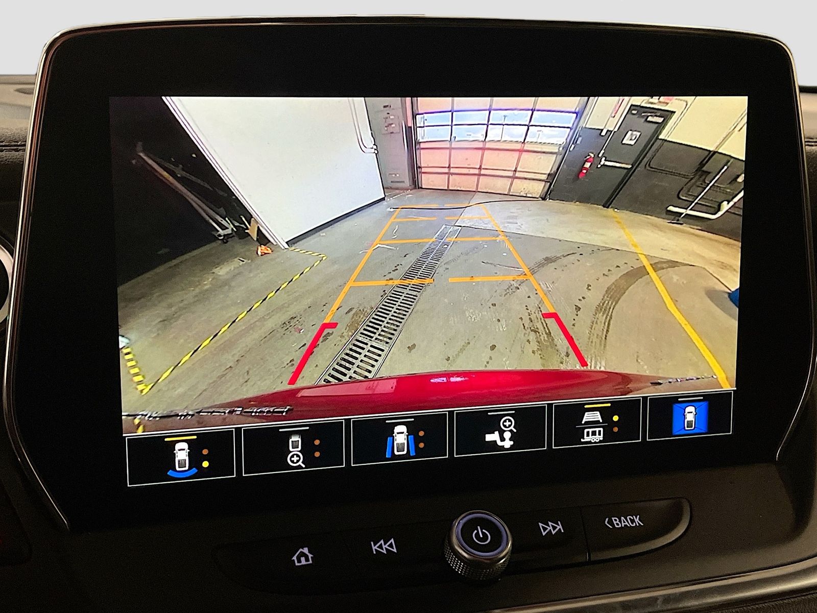 Used 2025 Red Chevrolet Premier image 14