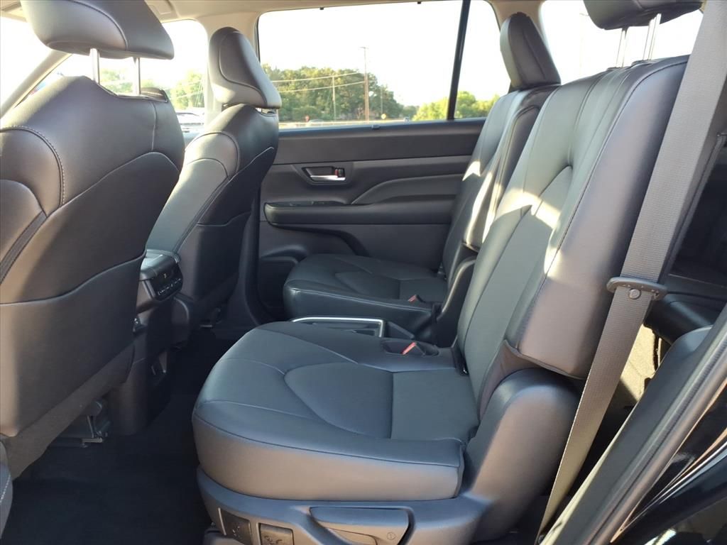 2025 Toyota Grand Highlander XLE  at Classic Toyota Galveston