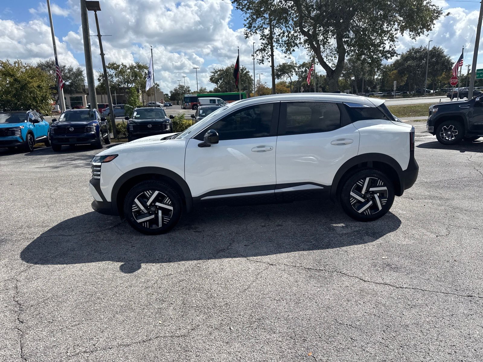 New 2026 Nissan Kicks SV 4D Sport Utility