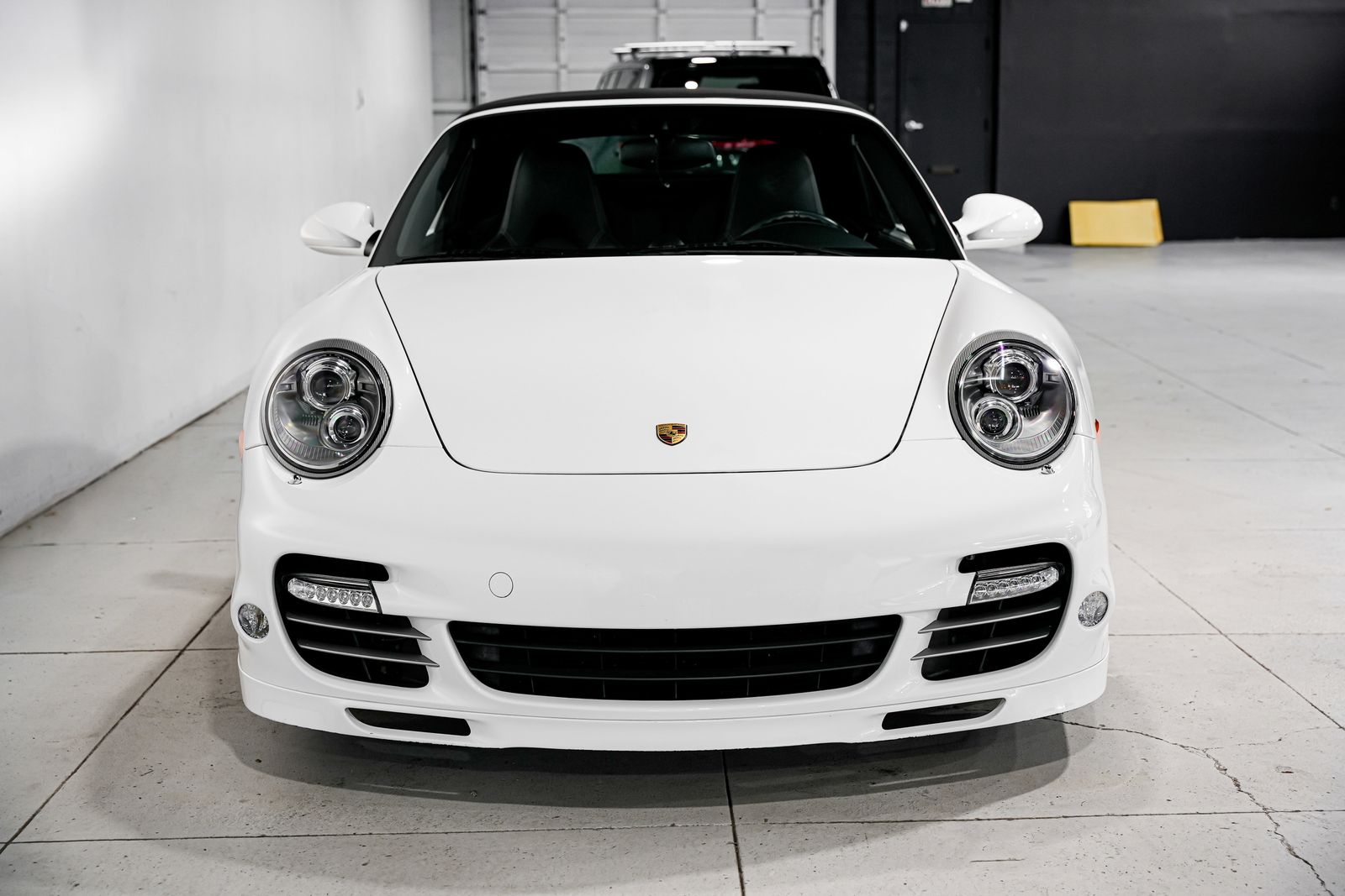 2011 Porsche 911 Turbo S — photo 4