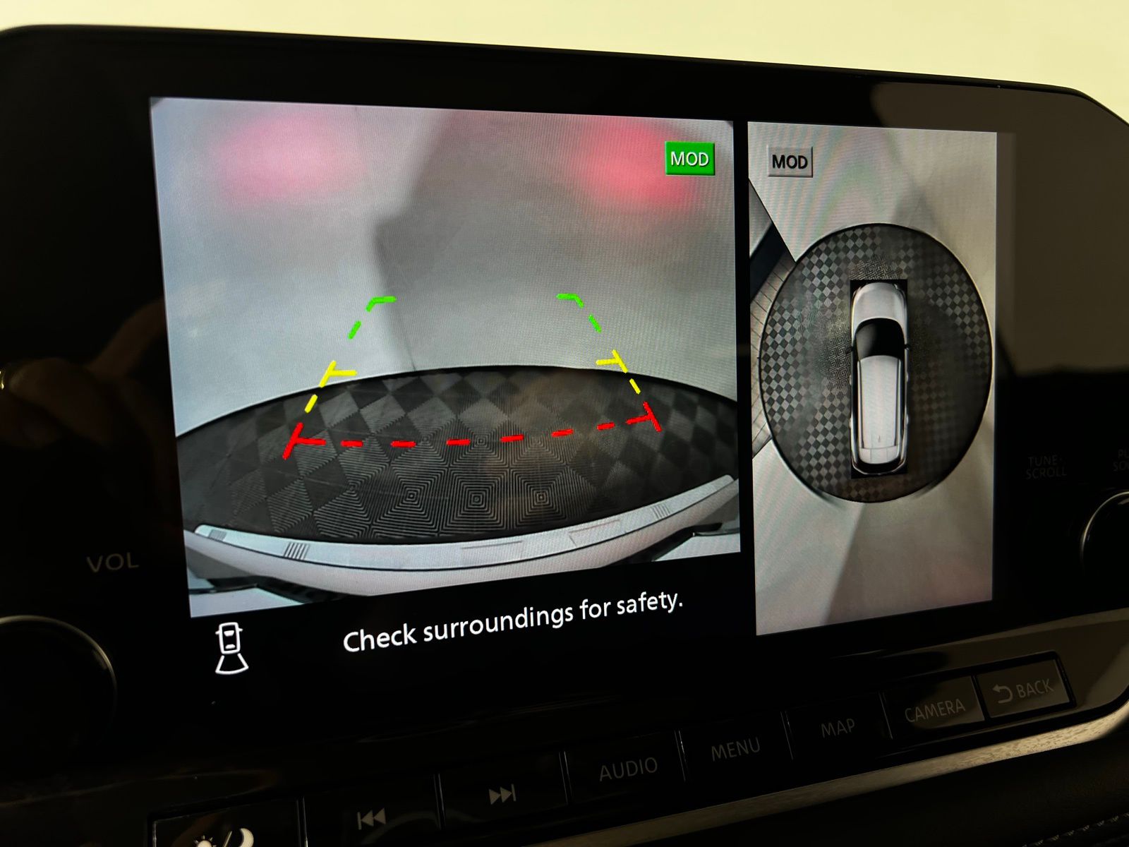 Thumbnail: 2021 Nissan Rogue - 17