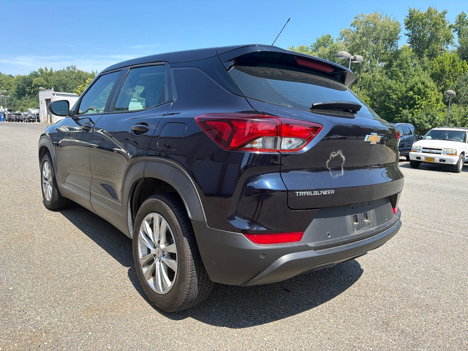 Used 2021 Blue Chevrolet LS image 7