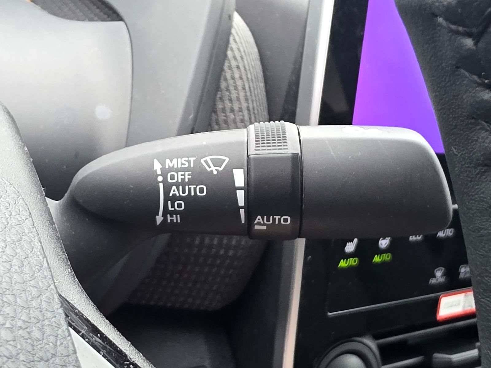 Used 2025 Silver Toyota XLE image 31
