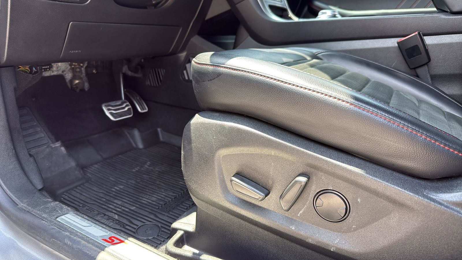 Used Car 2023 Ford Edge  St Line For Sale Under $30,000 In Austin, Texas