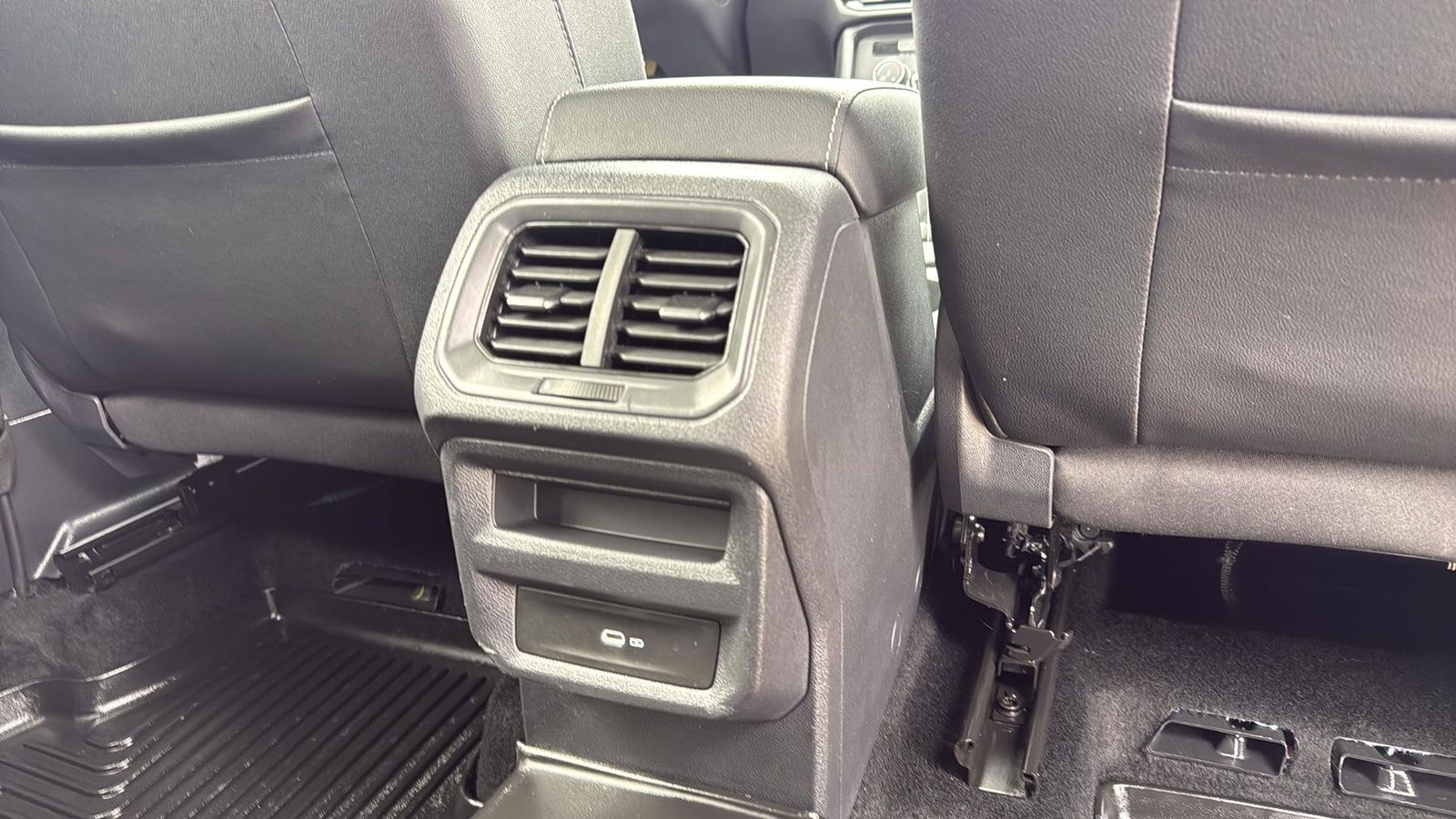 Used Car 2022 Volkswagen Taos  1.5t Se For Sale Under $20,000 In Austin, Texas