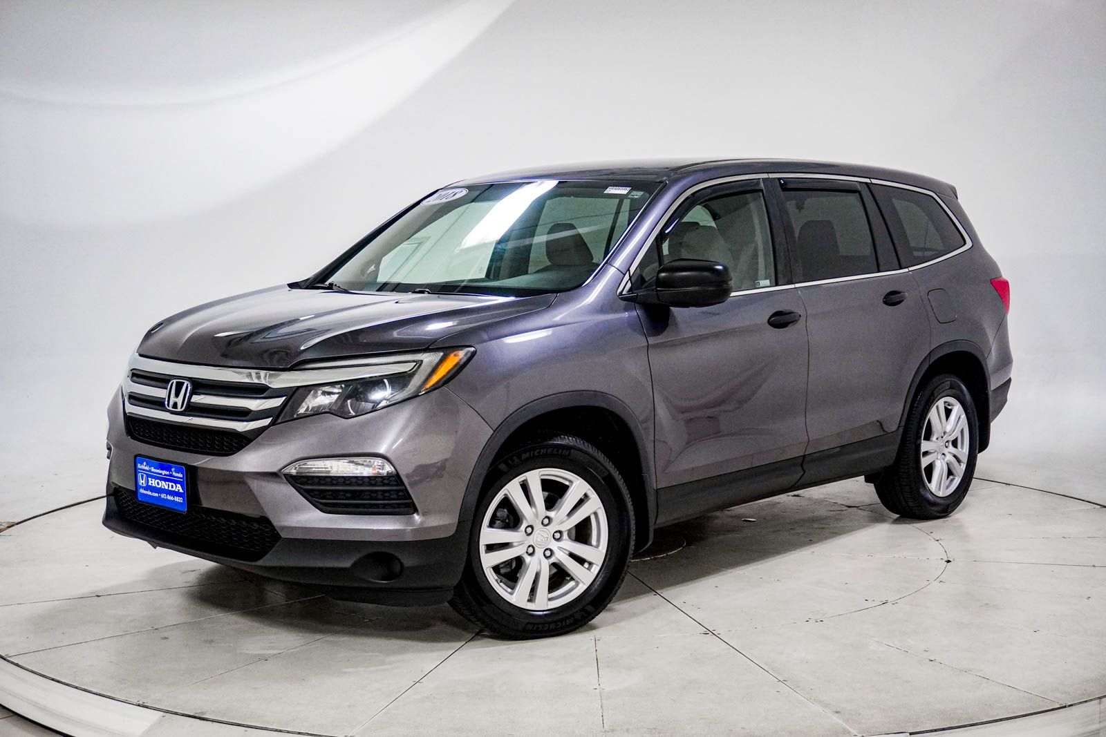 Gray (Modern Steel Metallic) 2018 Honda Pilot SUV / Crossover All-Wheel Drive 6-Speed Automatic