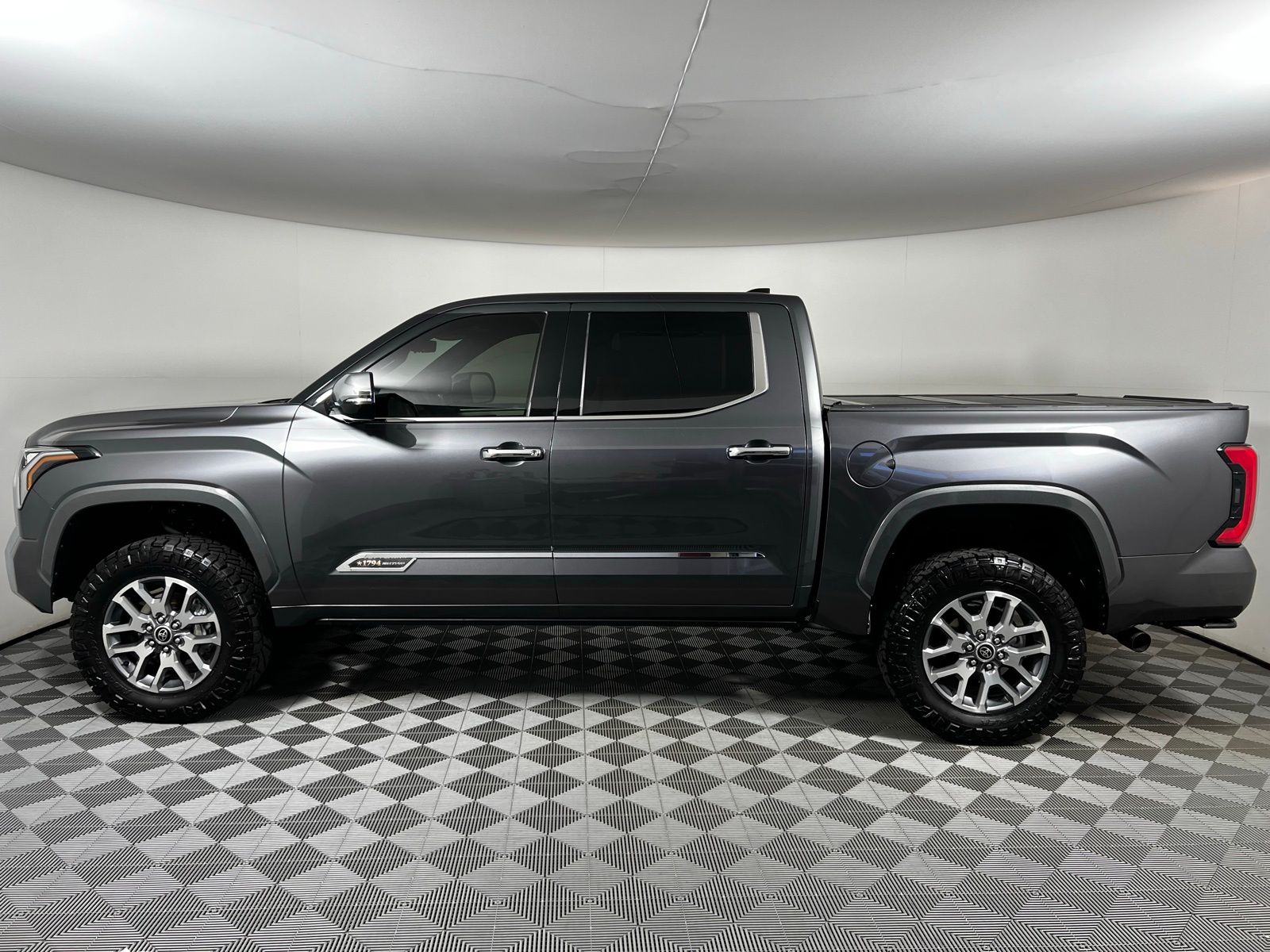 2022 Toyota Tundra 1794 Edition 7