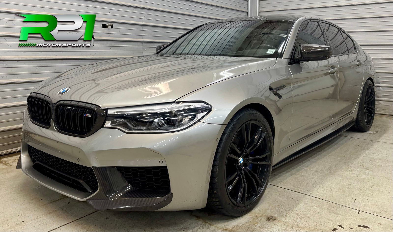 2019 BMW M5 -'s photo