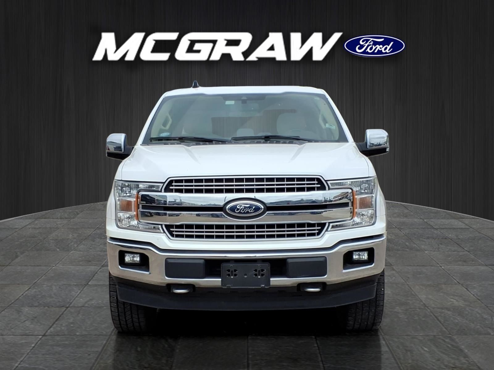 View vehicle photo 3