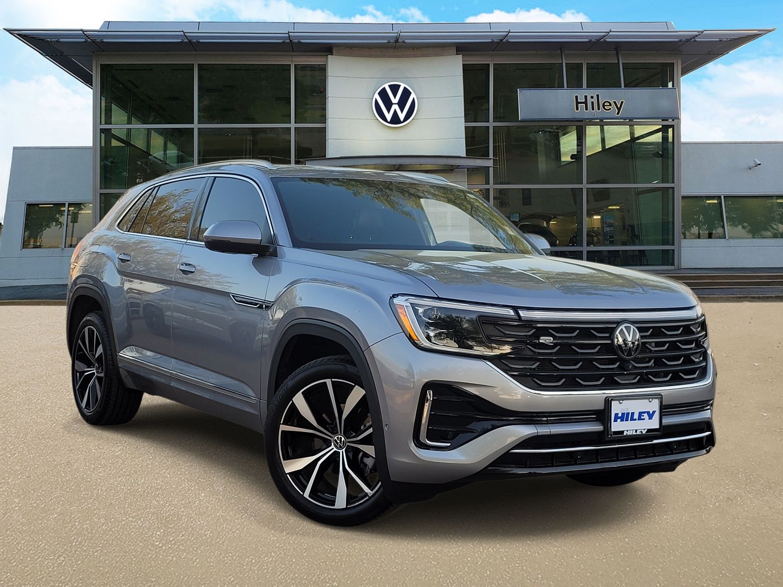 2024 Volkswagen Atlas Cross Sport 2.0T SEL Premium R-Line