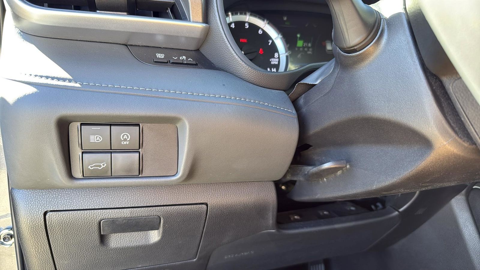 Used Car 2025 Toyota Highlander  Le For Sale Under $40,000 In Austin, Texas