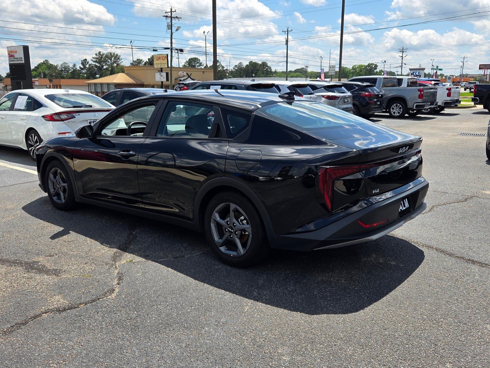 Used 2025 Black Kia LXS image 9