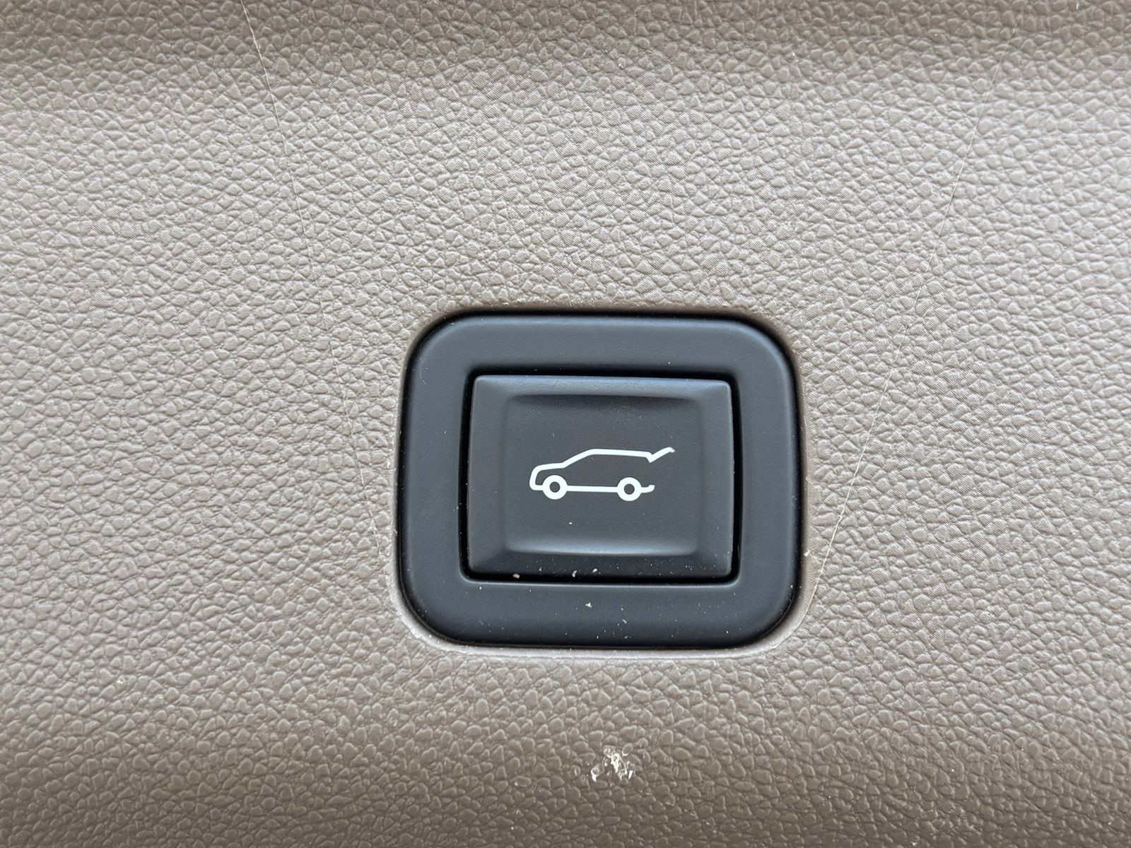 Used 2023 GMC Yukon SUV