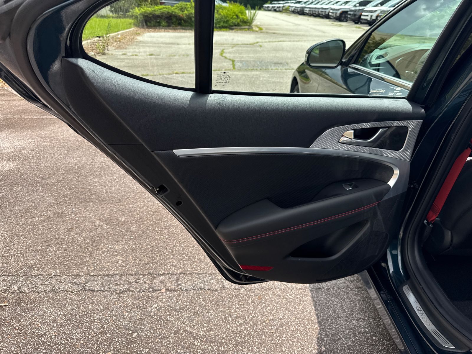 2023 GENESIS G70 Standard - Photo 21