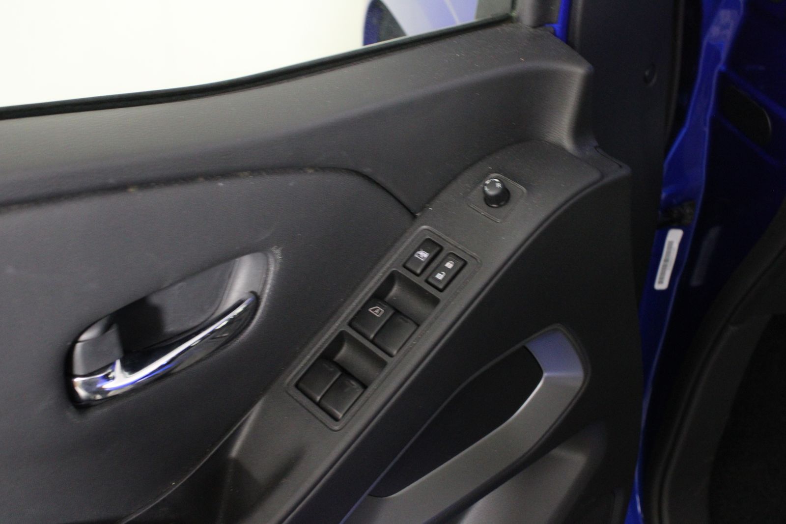 Used 2024 Blue Nissan SV image 23