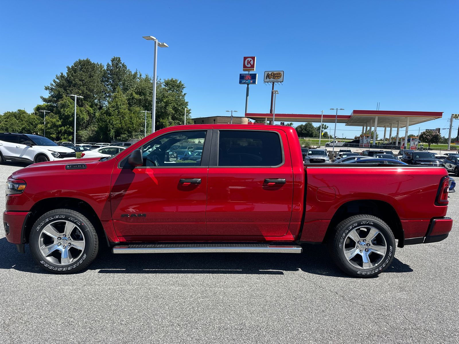 New 2026 Molten Red Pearl-Coat Exterior Paint RAM Express image 5
