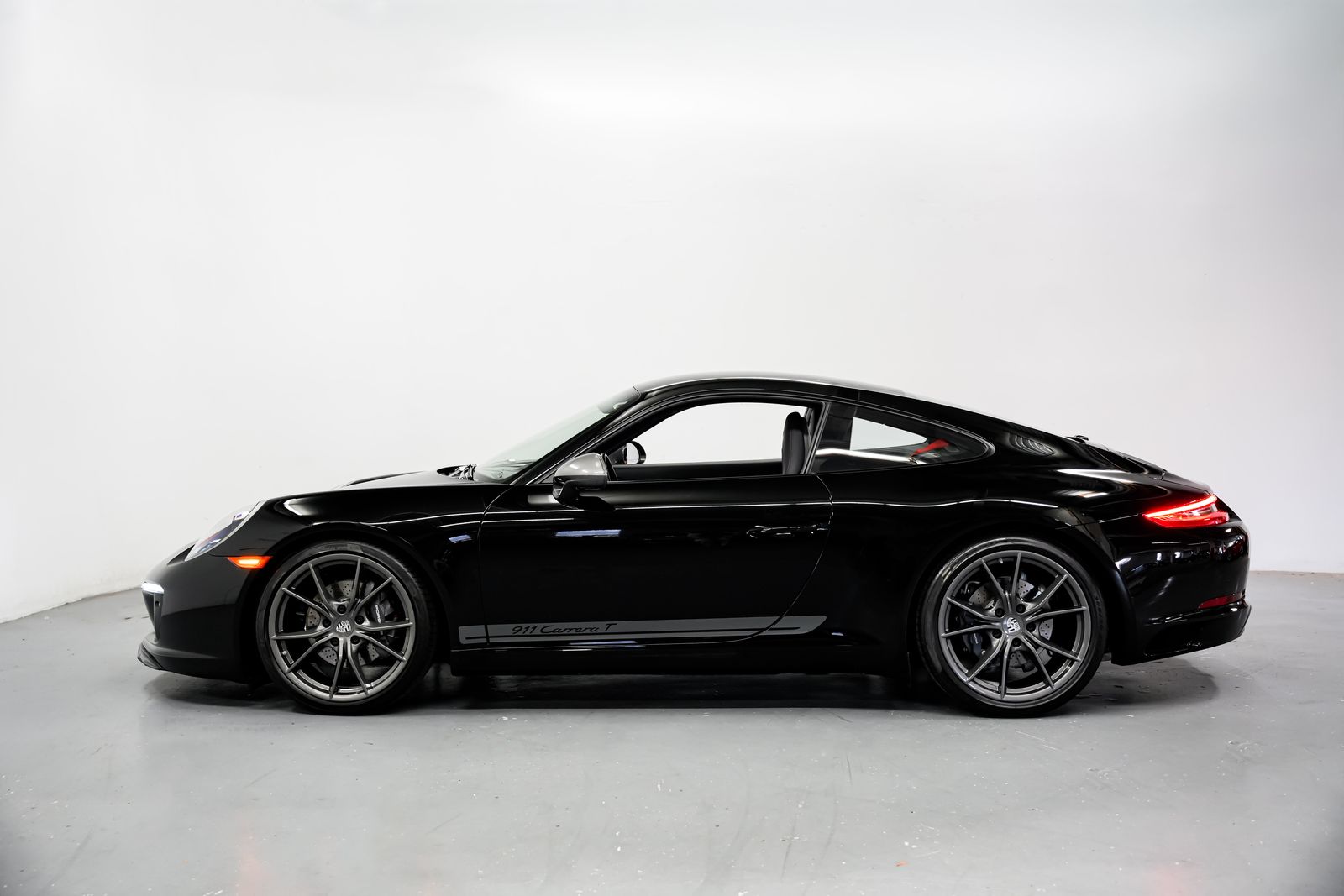 2019 Porsche 911 Carrera T — photo 7