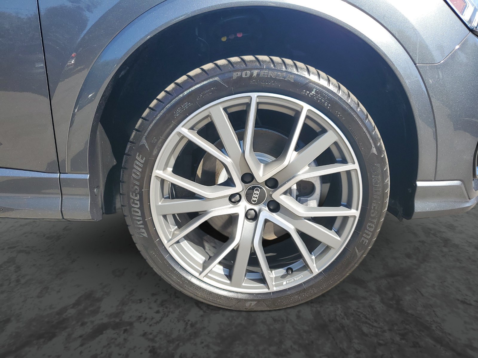 Vehicle photo