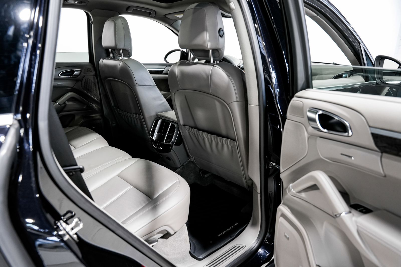 2013 Porsche Cayenne Diesel — photo 29