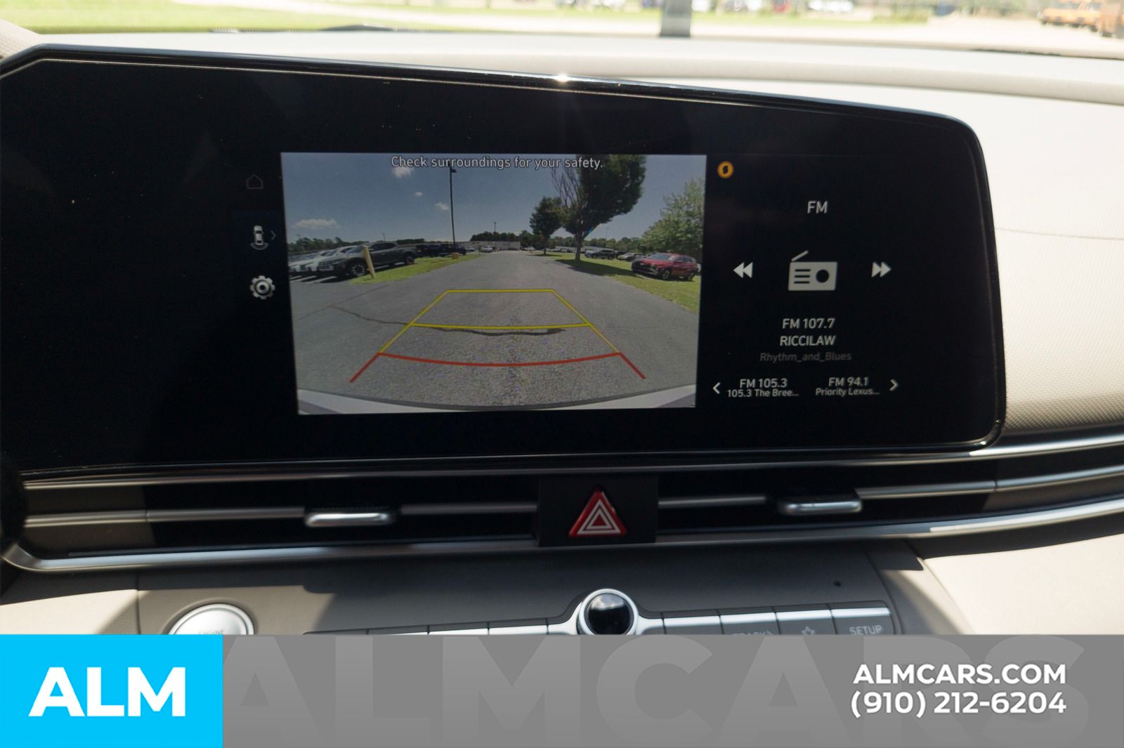 Used 2025 Fluid Metal Hyundai SEL Convenience image 27