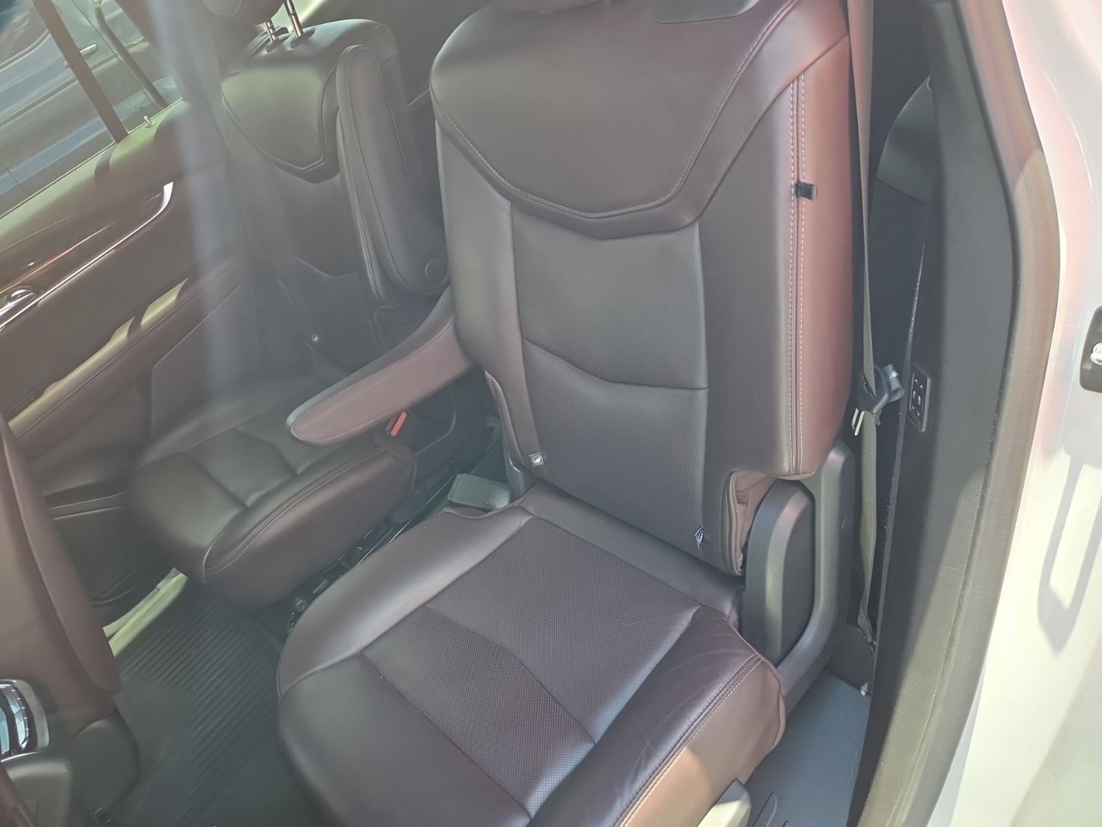 used 2020 Cadillac XT6 car, priced at $20,342