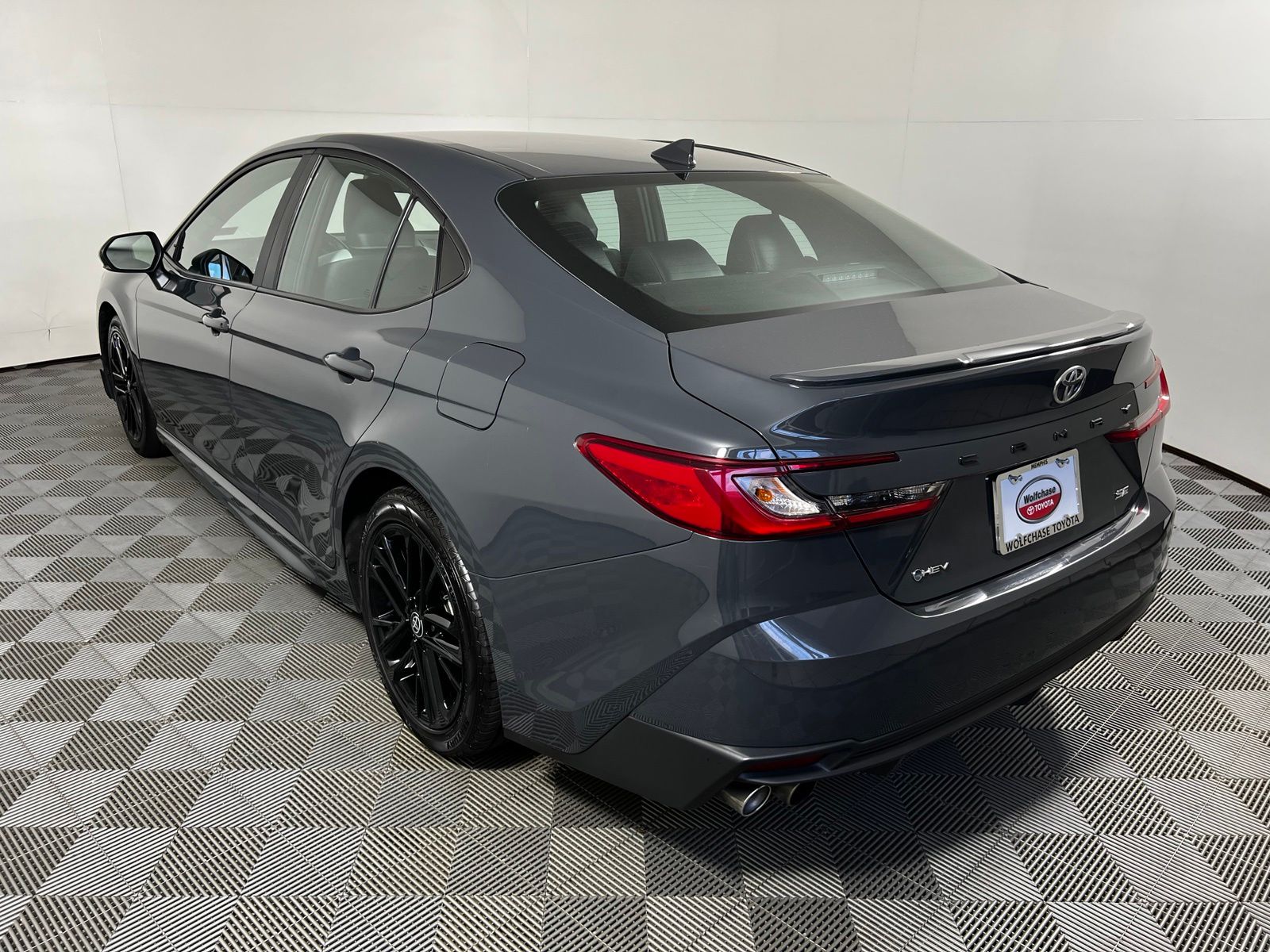Thumbnail: 2025 Toyota Camry - 7