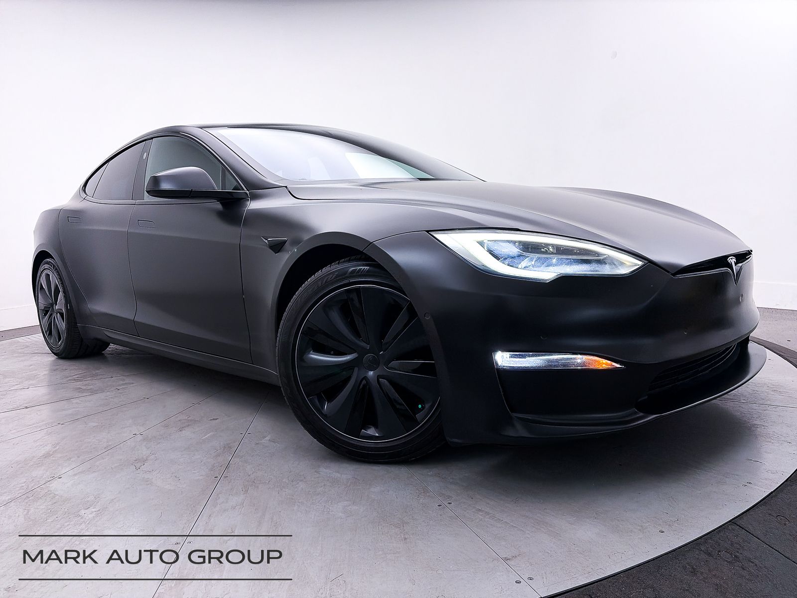 2021 Tesla Model S Plaid