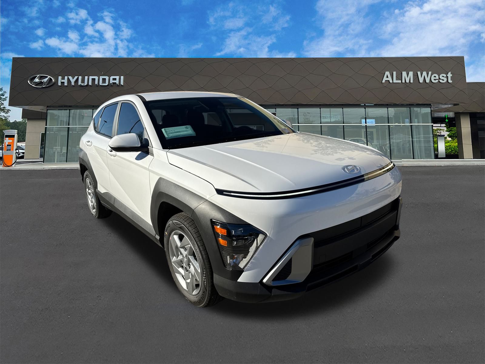 Used 2026 White Hyundai SE image 3