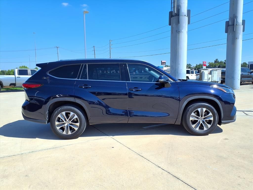 2021 Toyota Highlander XLE Blue at DeMontrond Mazda