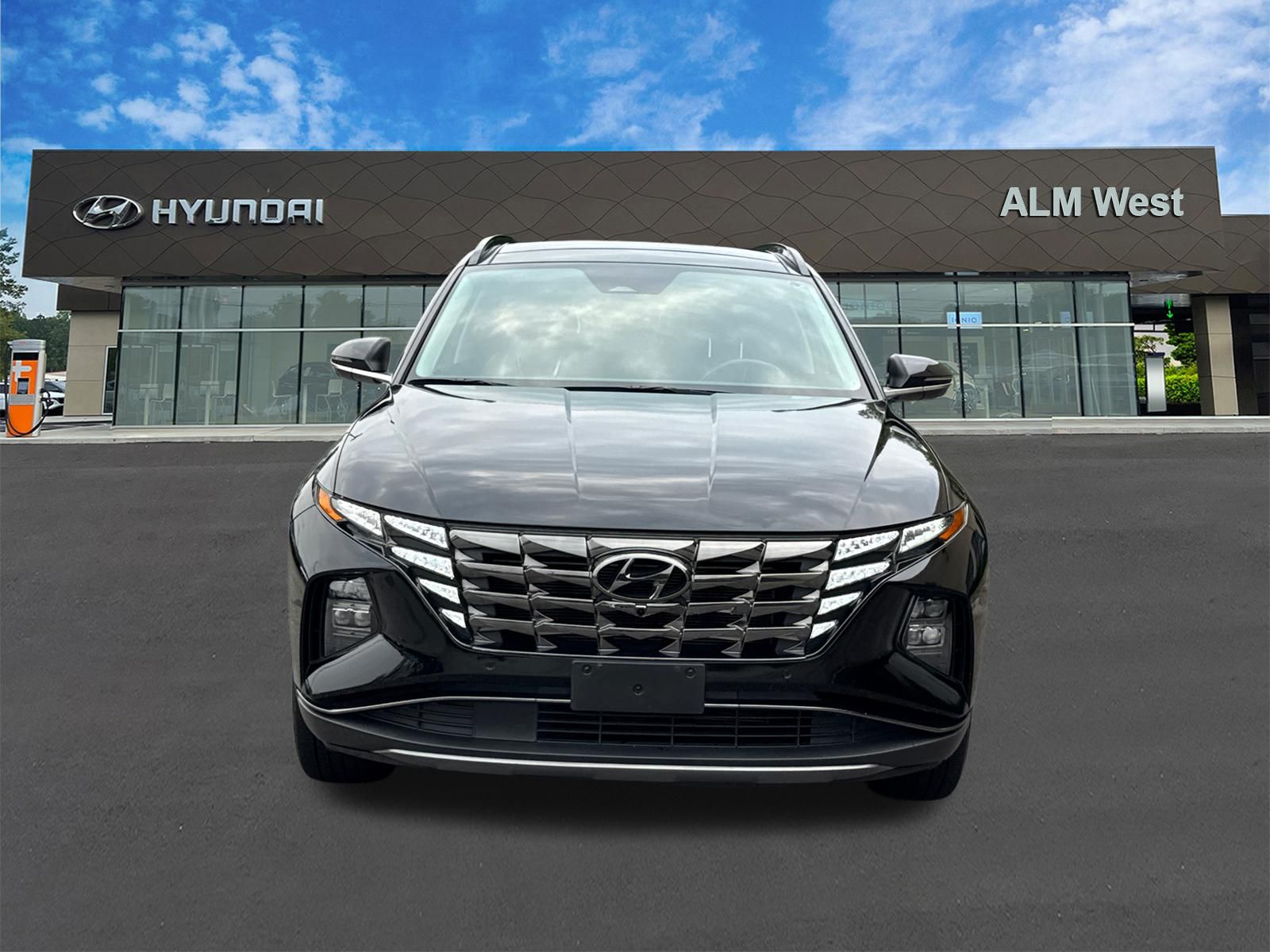 Used 2022 Black Hyundai Limited image 2