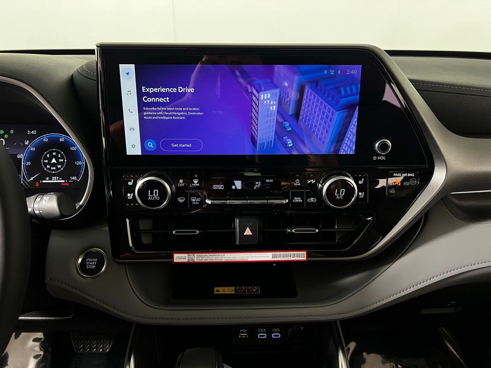 Thumbnail: 2026 Toyota Highlander - 19