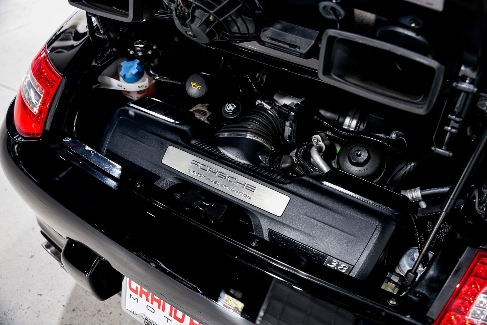 2010 Porsche 911 Carrera 4S — photo 42