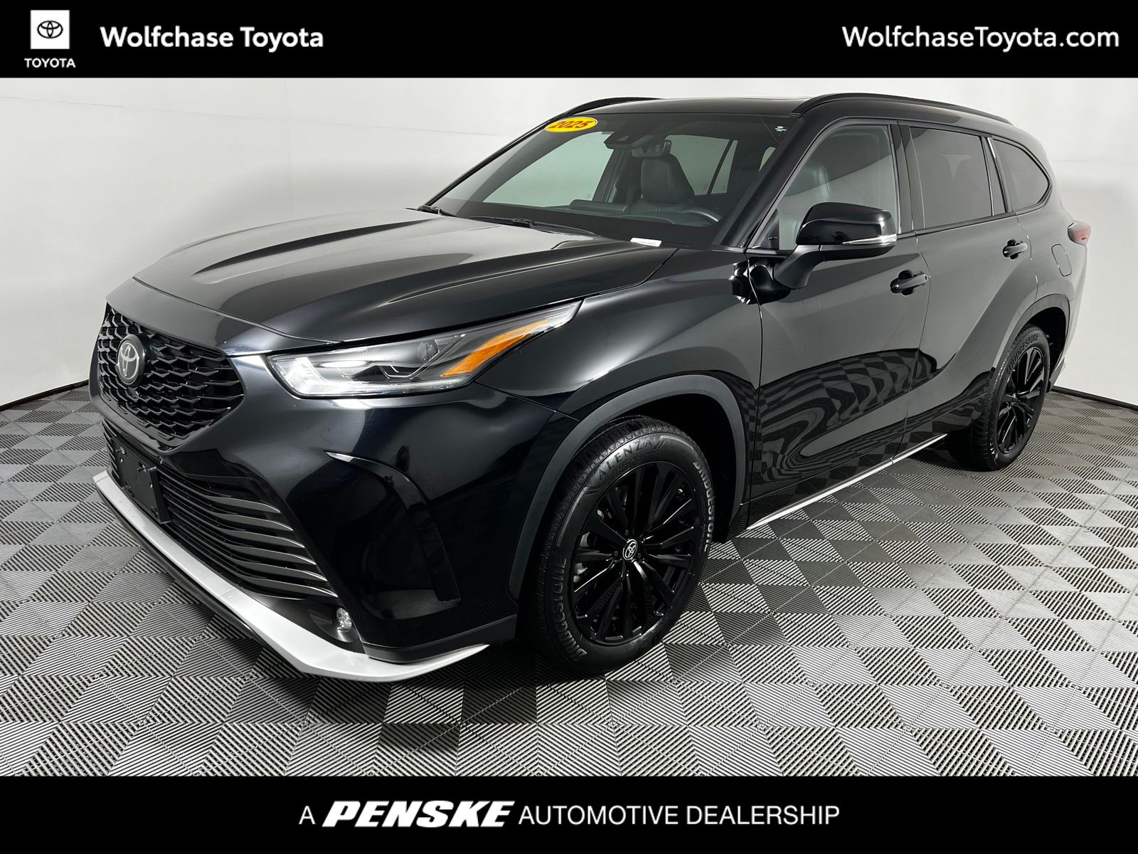 Thumbnail: 2025 Toyota Highlander - 1
