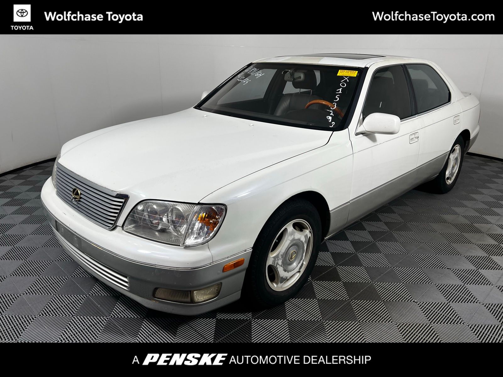 1999 Lexus LS 400 -
                  Cordova, TN